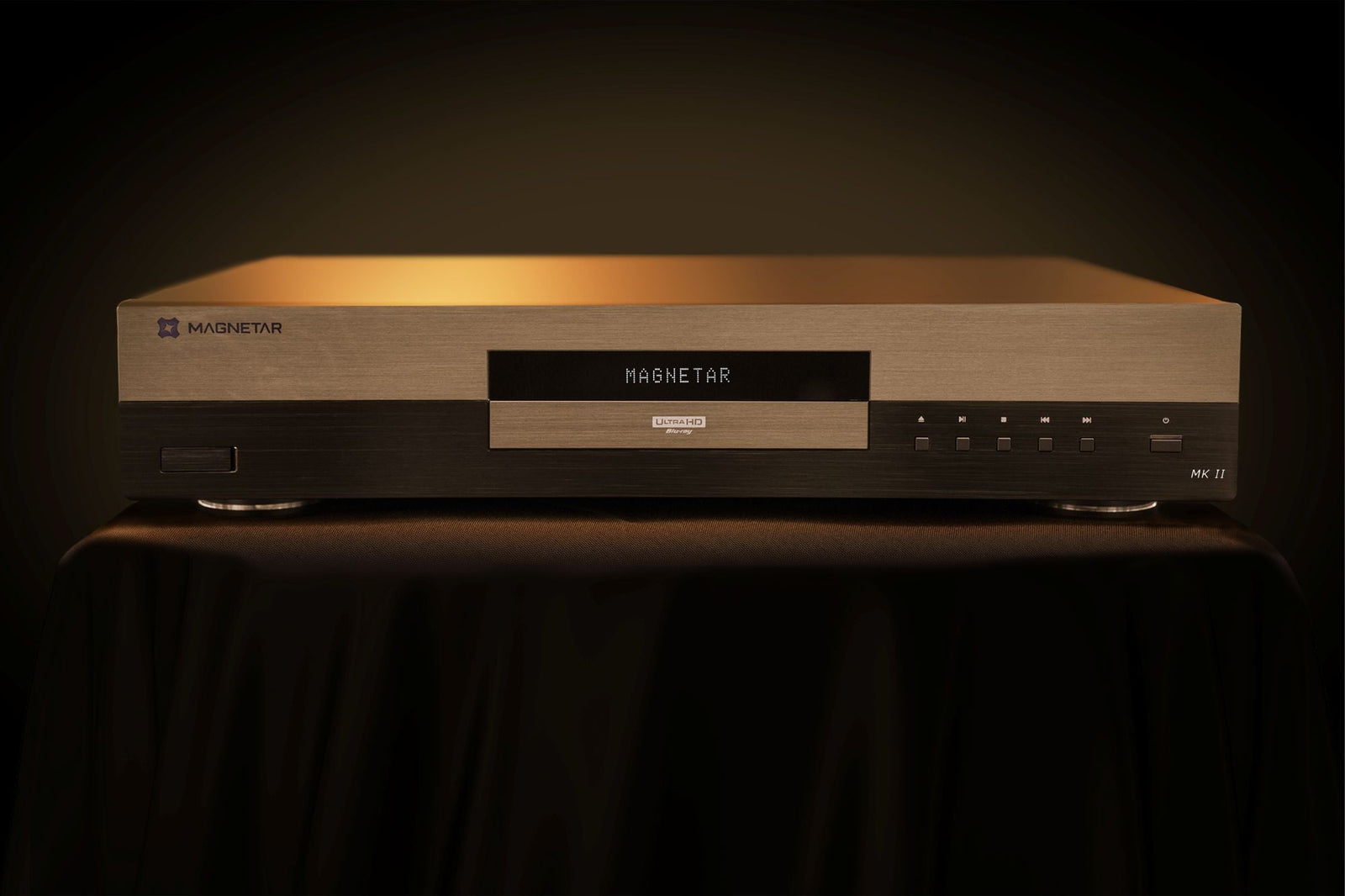 A Magnetar UPD800 MKII in a photo studio setting.