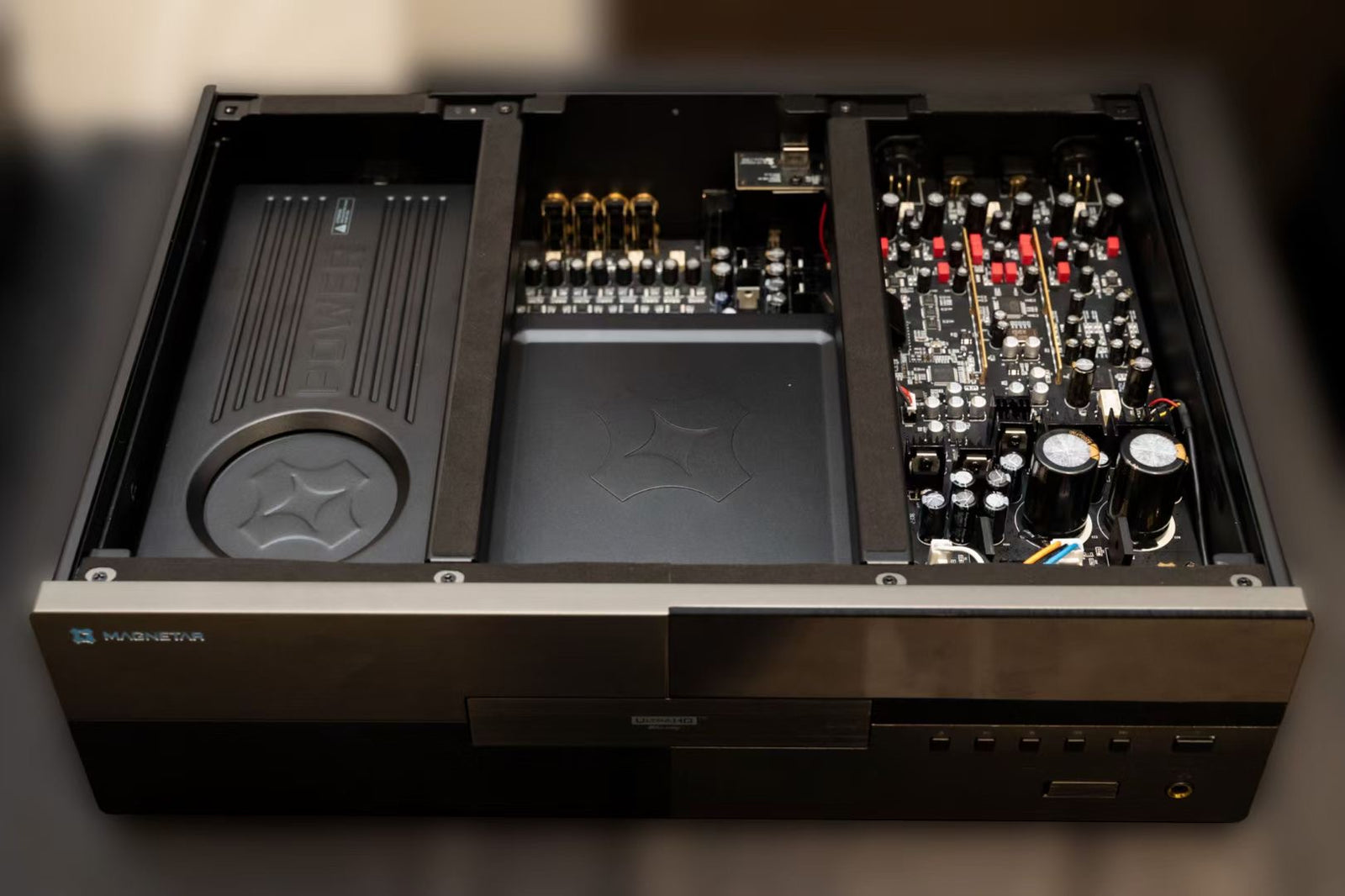MAGNETAR UDP 900 - MAGNETAR AUDIO NORTH AMERICA