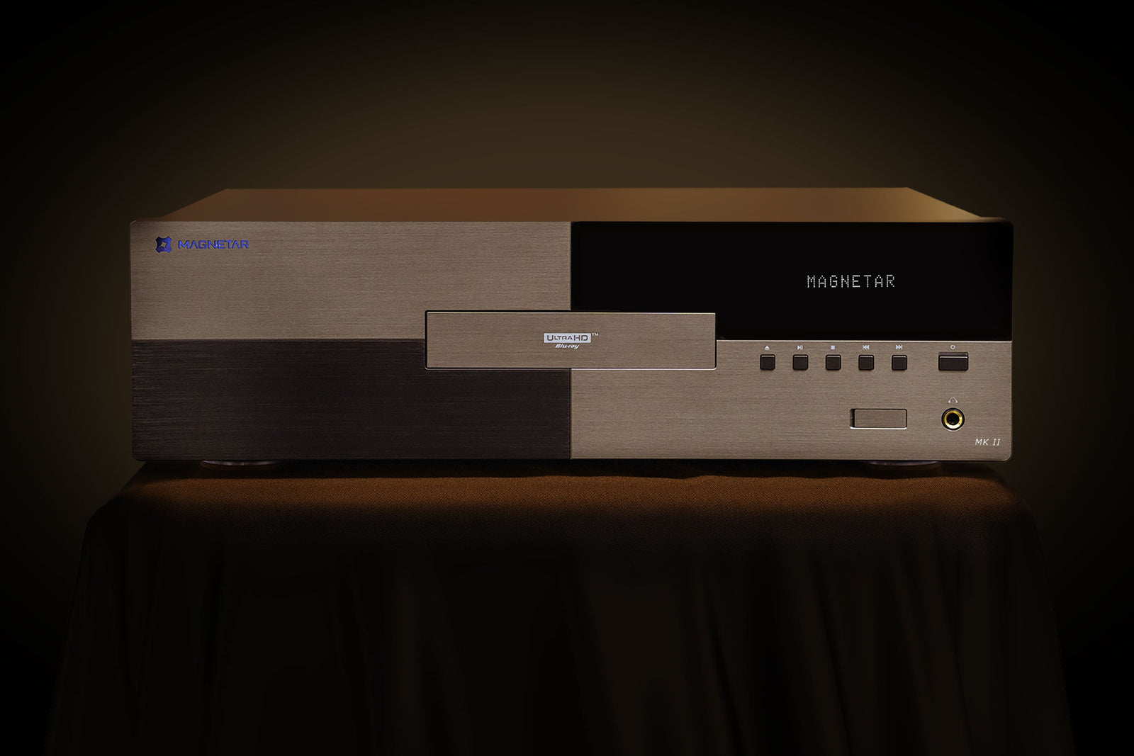 A Magnetar UPD900 in a photo studio setting.