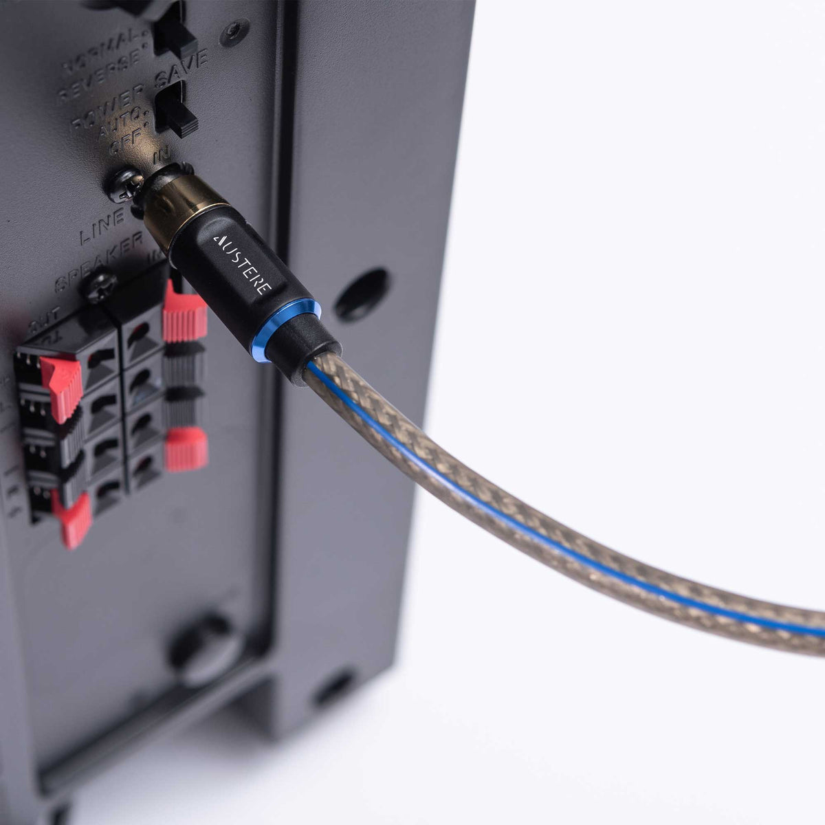 V Series Subwoofer Cable 5.0m